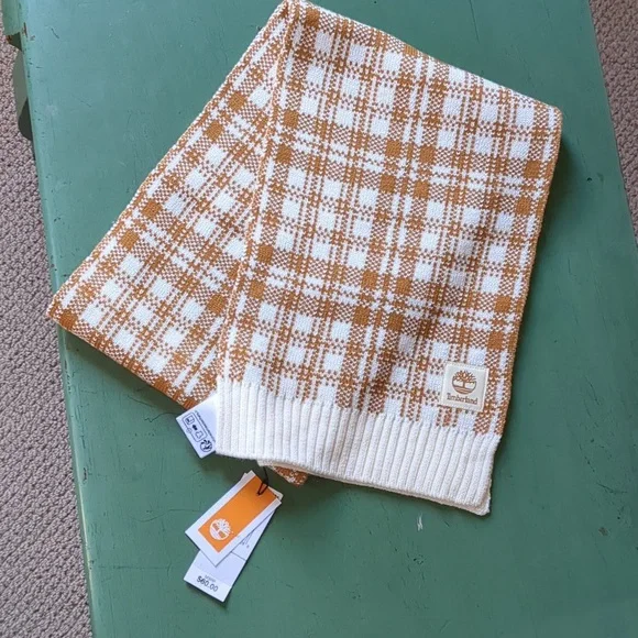 NWT Timberland cream and tan plaid scarf - Picture 3 of 8